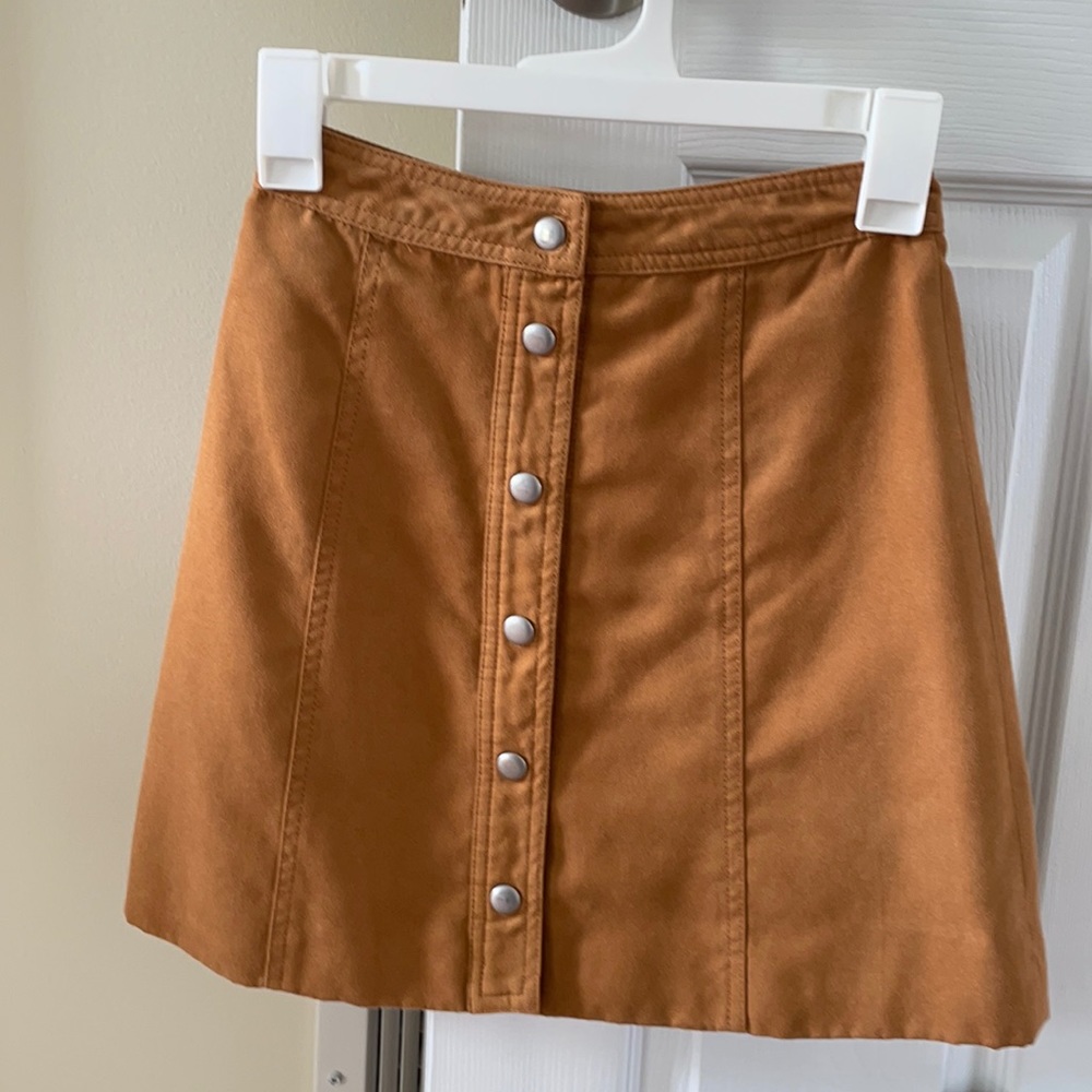 H&M Button Skirt Never Worn!